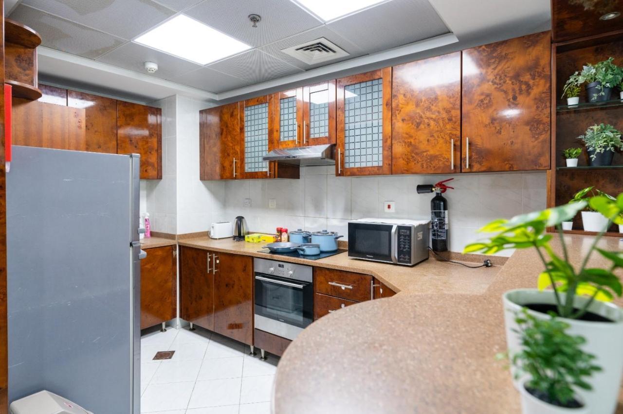 Spectacular Marina Views Modern Furnished - 3br Appartement *