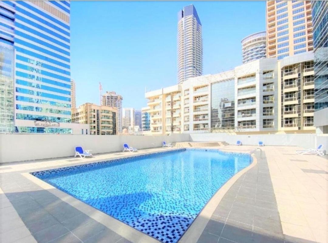 Diamond Marina Inn, Offers Spacious 5 Min Walk To Jbr And Metro Dubai