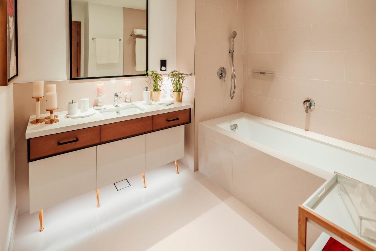 Vida Marina & Yacht Club , And Residences , Luxurious 2br Appartement Dubaï