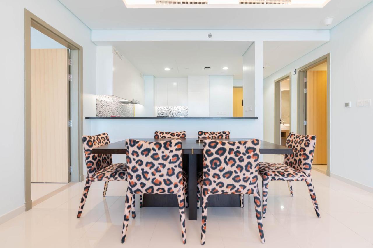 Lux Paramount Midtown I Ocean View Apartemen