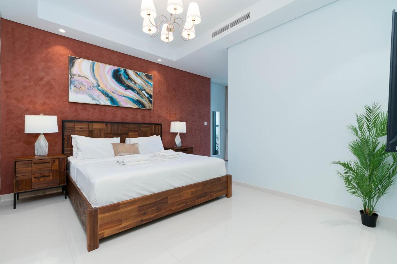 Apartemen Lux Paramount Midtown I Ocean View Dubai