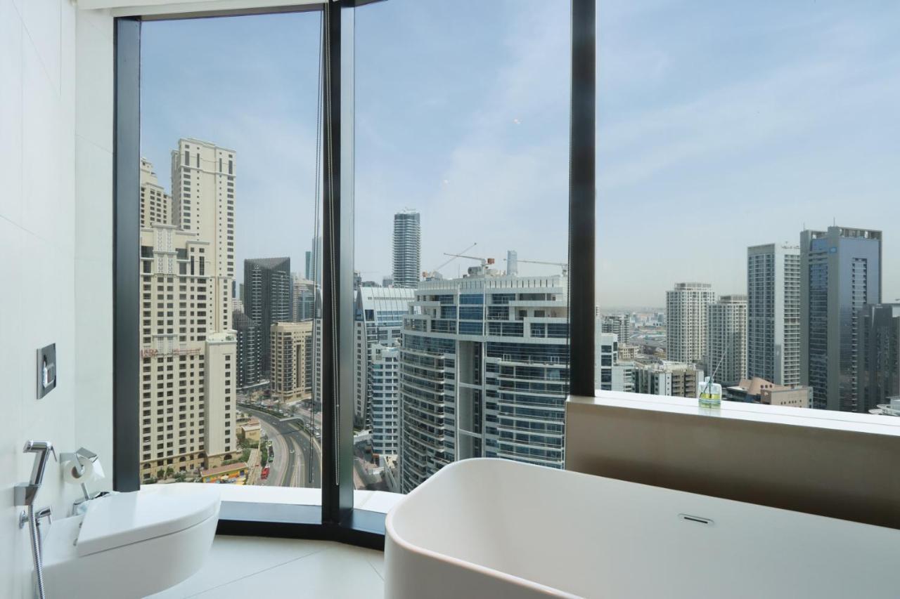Livbnb - Plush 3br In Address Jbr W/ Sea View & Access Apartamento