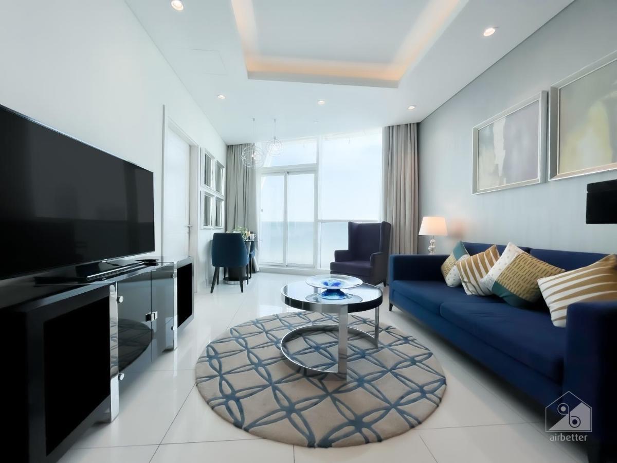 Stunning With Balcony & Incredible Views Dubái