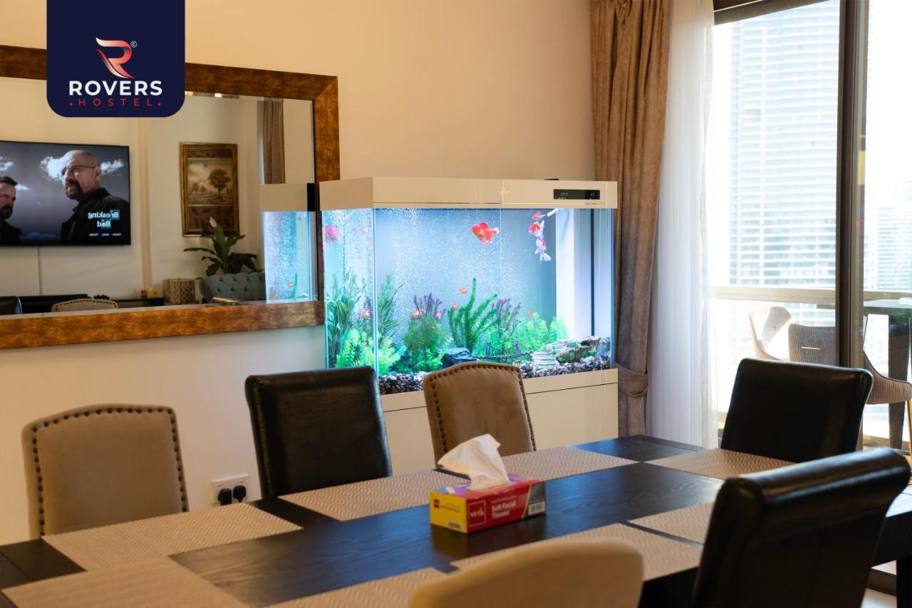 Rovers Beach Jbr Hostel