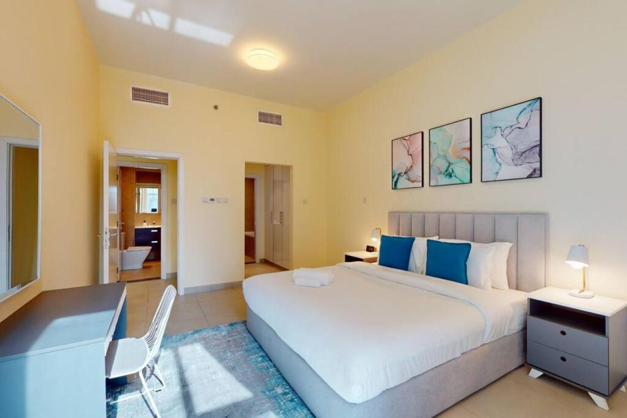 Marina Arcade - Neat Two Bedroom Appartement *