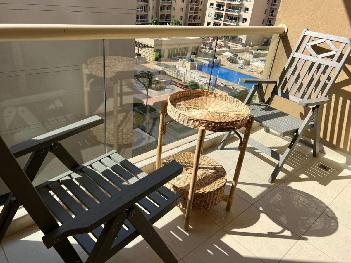 Nice Location - 76 M2 * Dubái