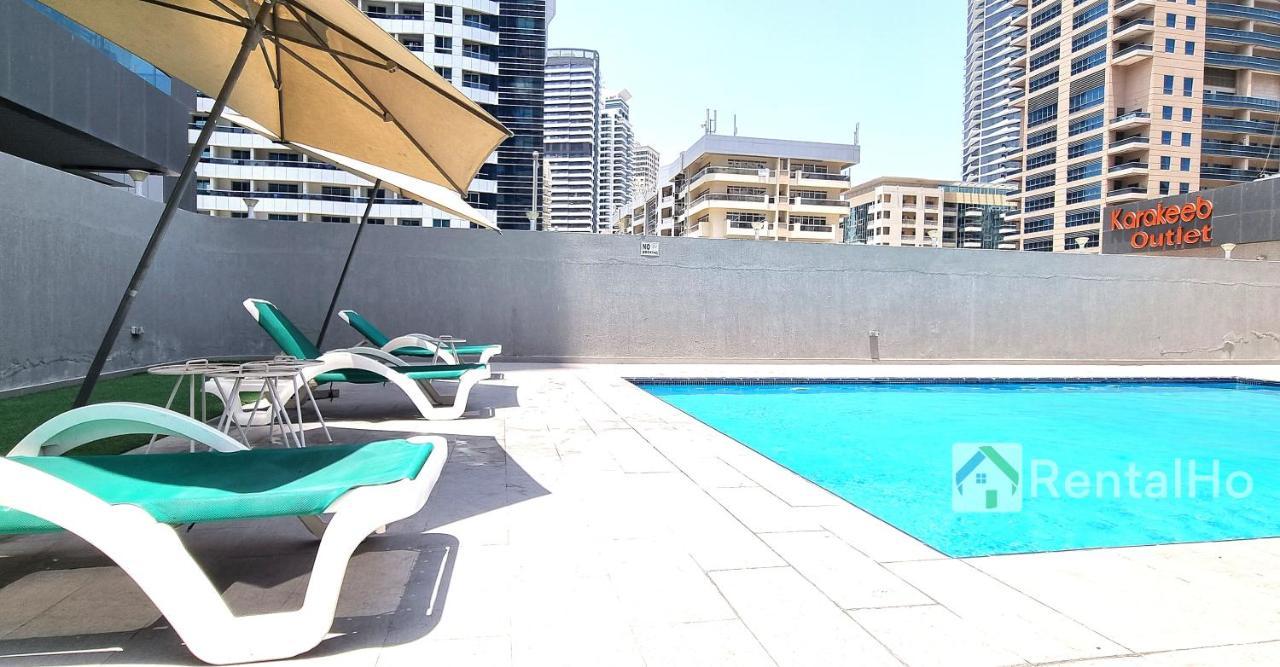 Luxury & Centric Flat With Balcony Views In Marina * Dubaï