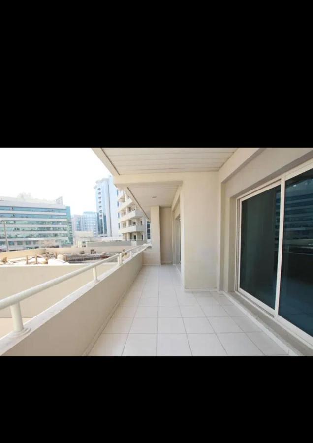 Lady's Bedspace * Dubai