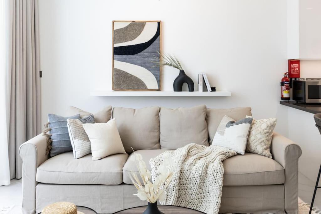 Appartement Higuests - Step Into Heaven In Lakeside Dubaï