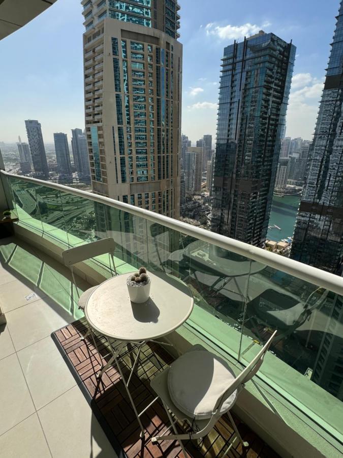 1 Bedroom With Marina & Seaview Apartamento Dubái