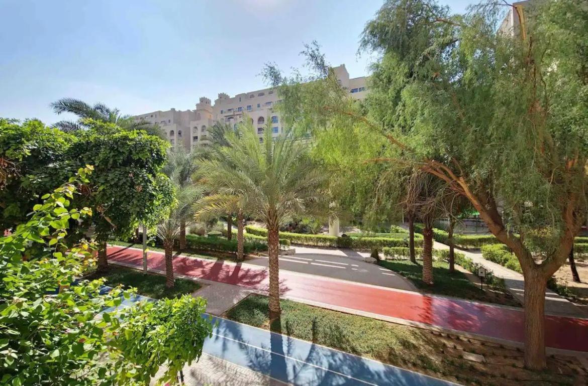 1-bedroom In Palm Jumeirah W/ Amazing Water View Apartment