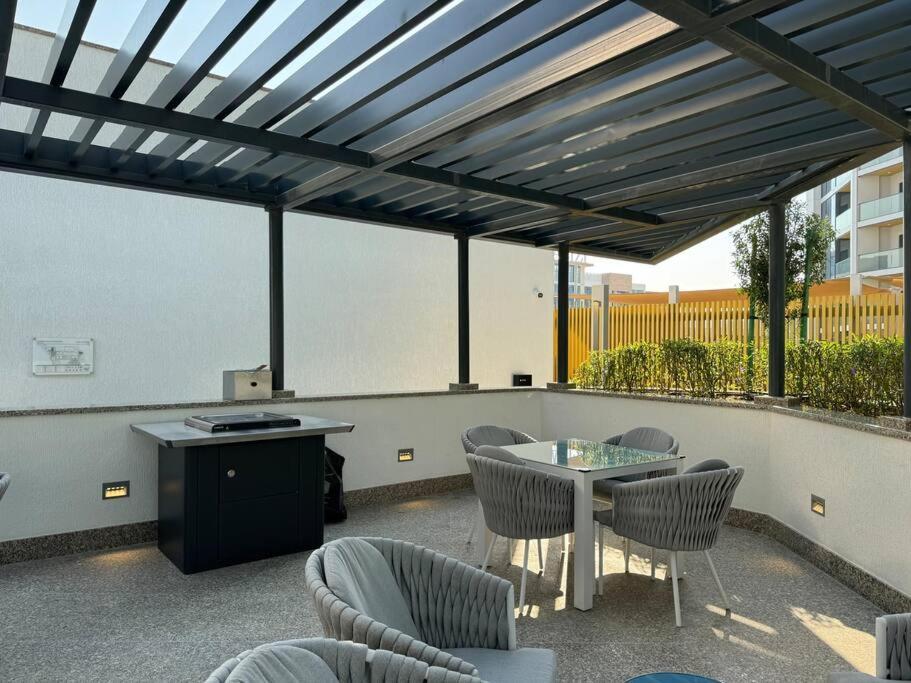 Stylish Brand New 1 Bedroom Appartement