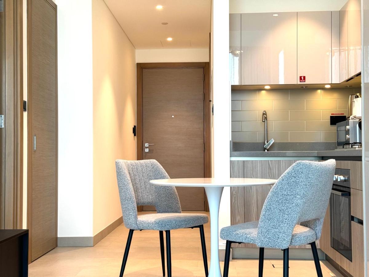 Stylish Brand New 1 Bedroom