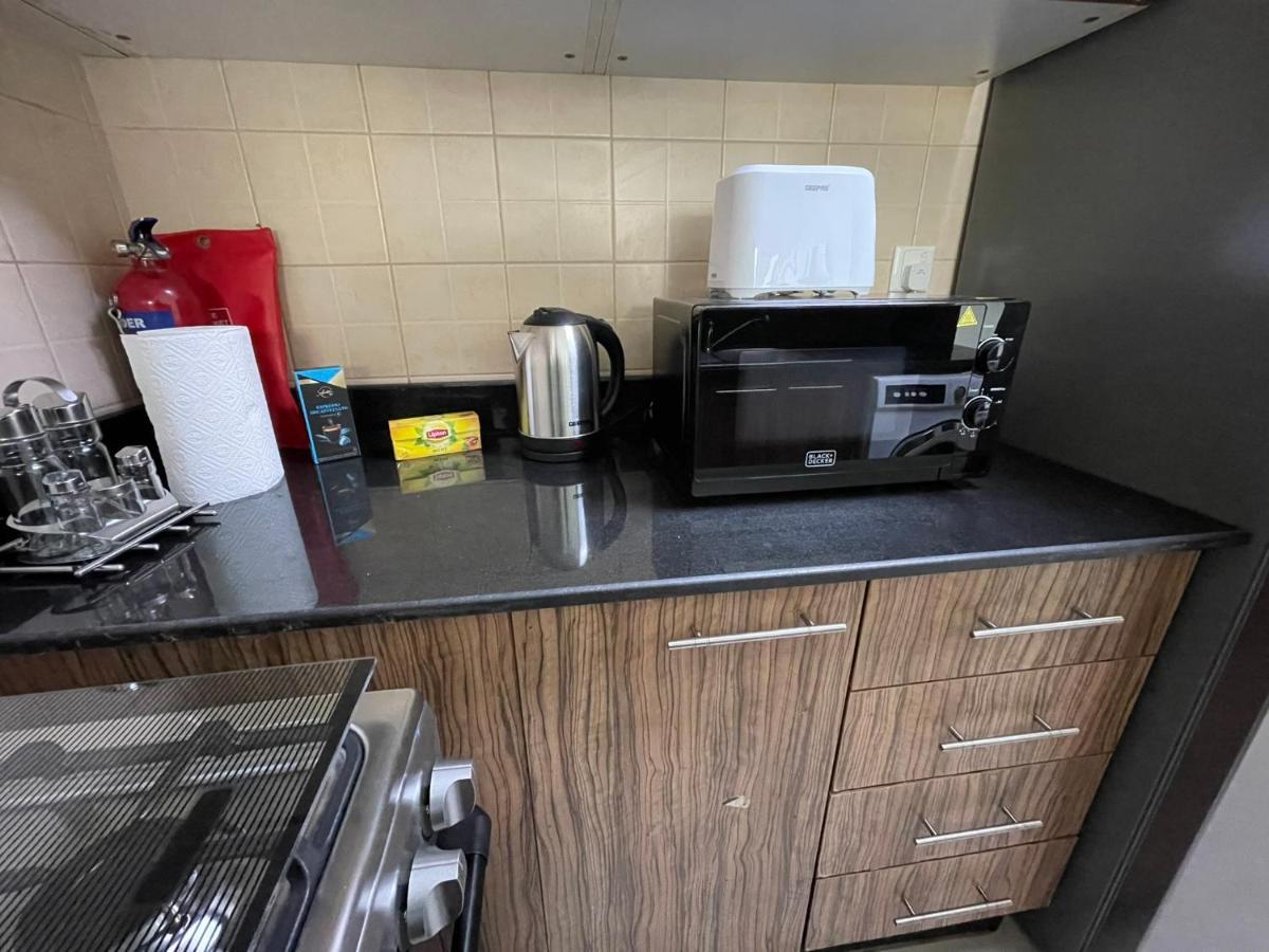Close To Burj Khalifa And Downtown Apartament *