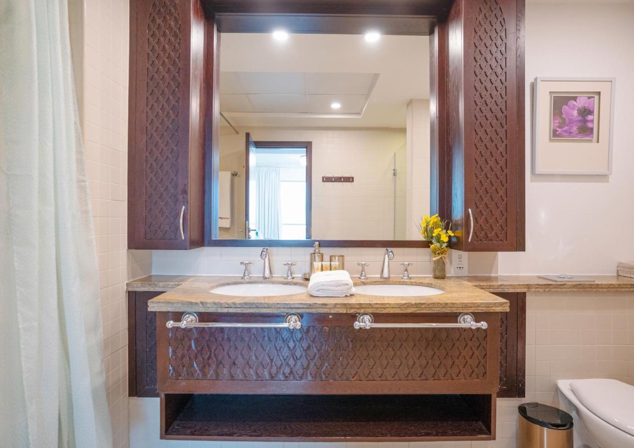 Homesgetaway-the Residences Tower 1 3br Downtown-emaar Dubaï