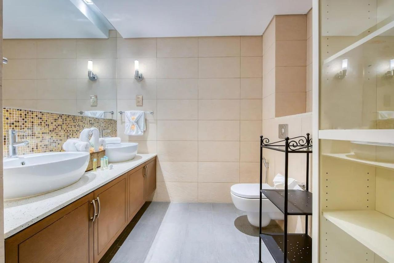Direct Access To Nakheel Mall At The Heart Of The Palm * Dubái