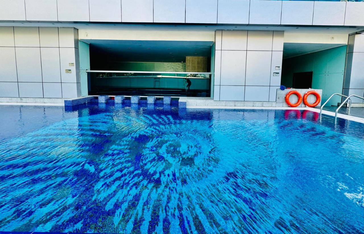 Breathtaking Marina Views 1br At Orra Marina *