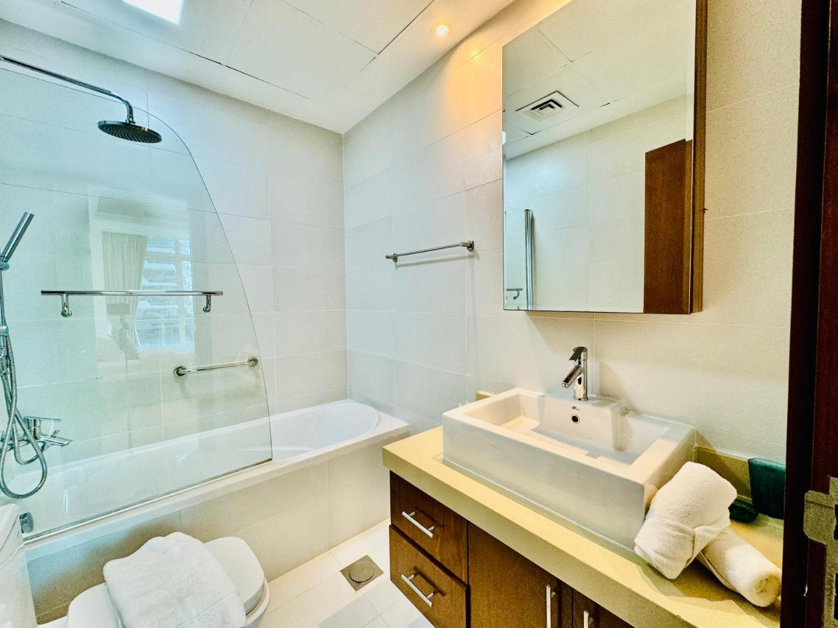 Appartement Breathtaking Marina Views 1br At Orra Marina