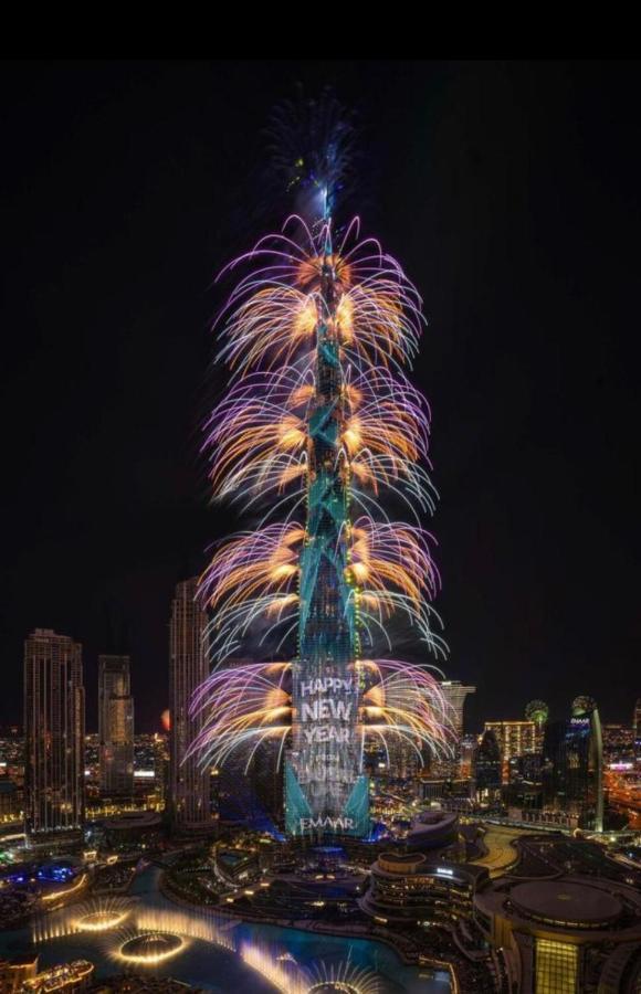 Walking Distance To Mall Full Burj Khalifa View And Fountain View New Year Full Fireworks View 2br Hotel 5*