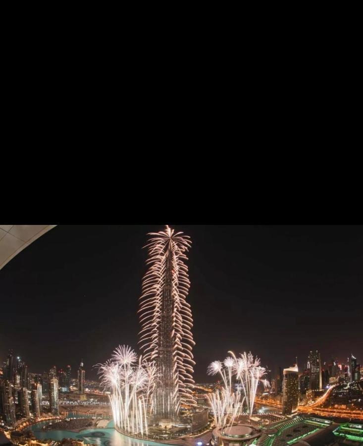 Walking Distance To Mall Full Burj Khalifa View And Fountain View New Year Full Fireworks View 2br