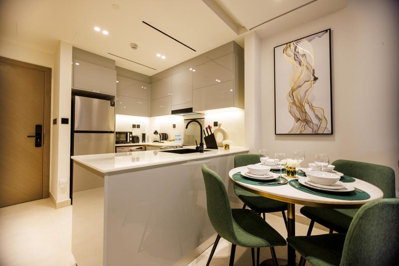 Luxury Binghatti Canal View In Business Bay * Dubai