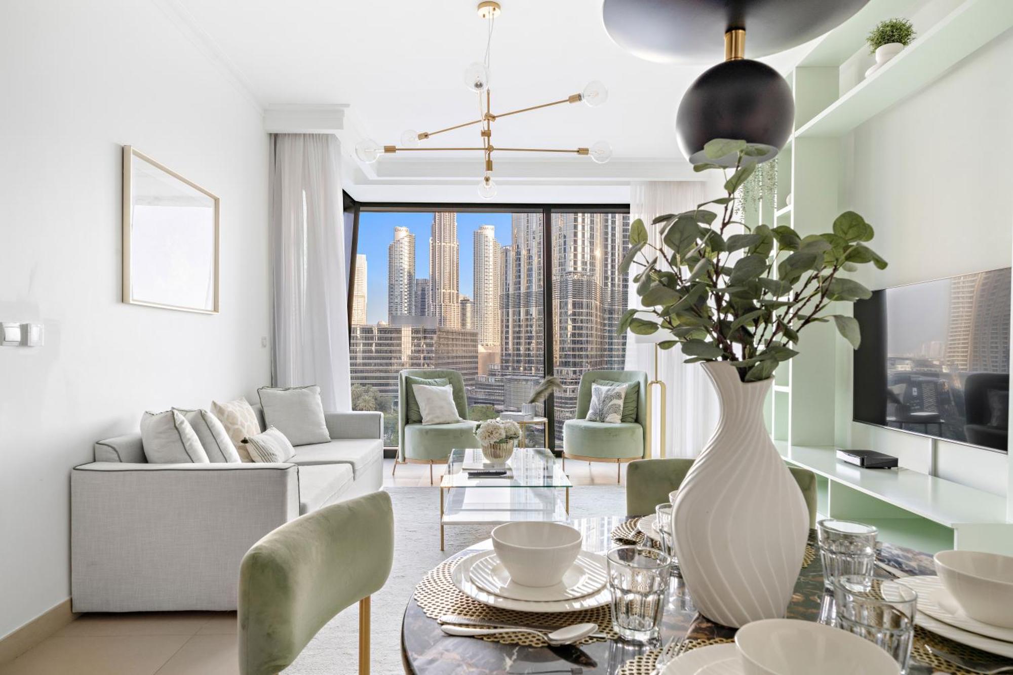 First Class 1br With Full Burj Khalifa View Apartment *