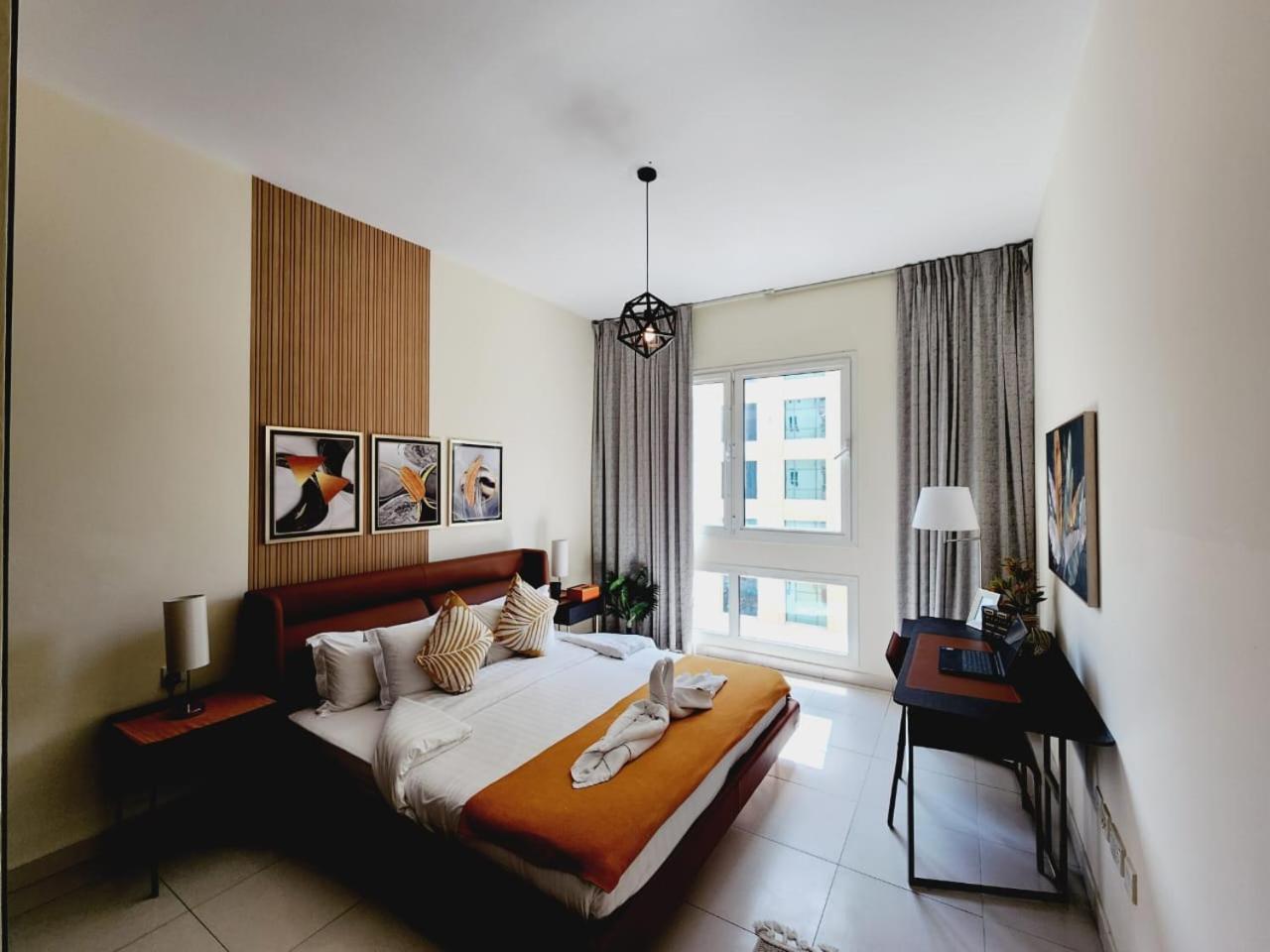 Lovely 1-bedroom In The Heart Of Marina Apartment *