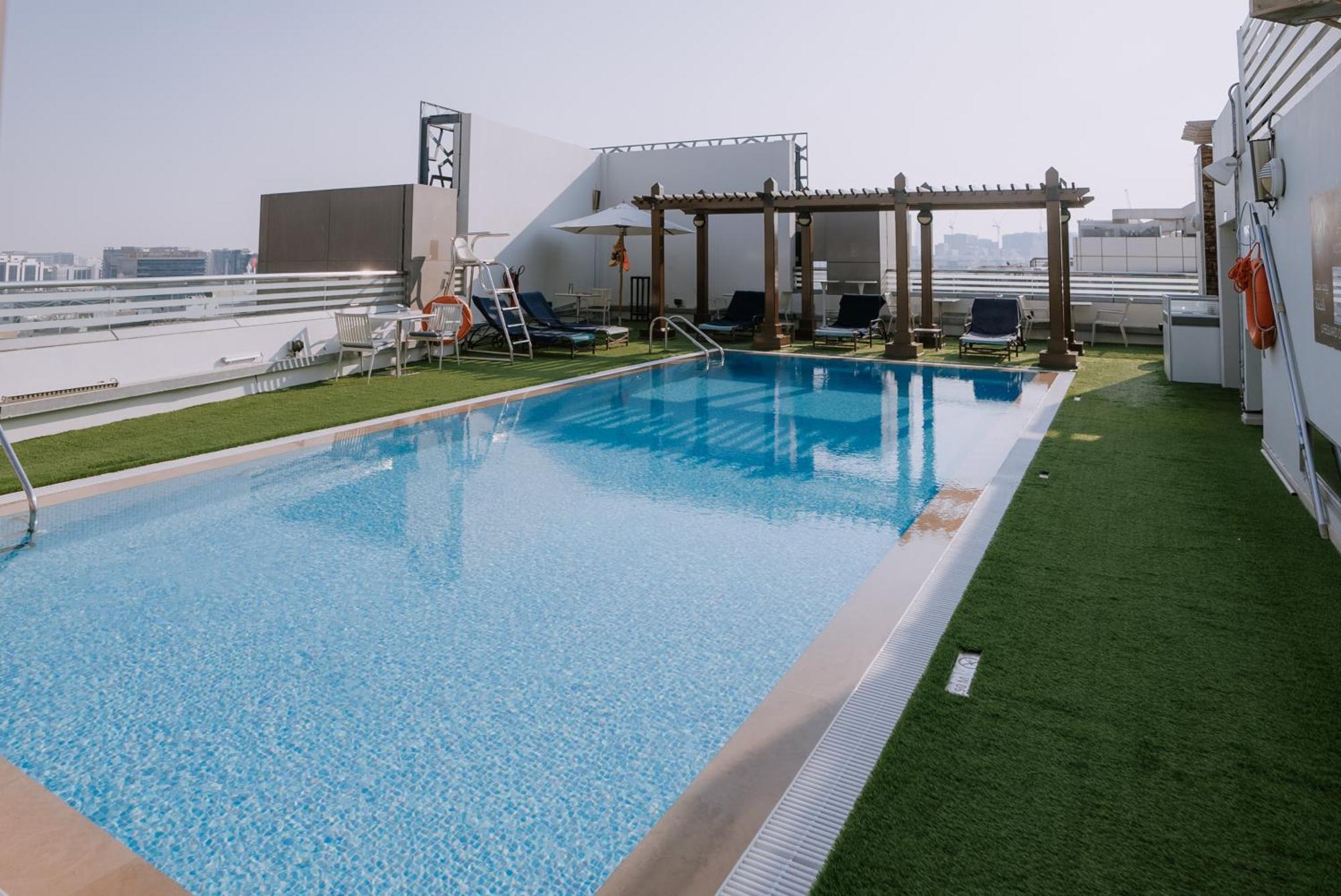 Hilton Garden Deira Hotel Dubai