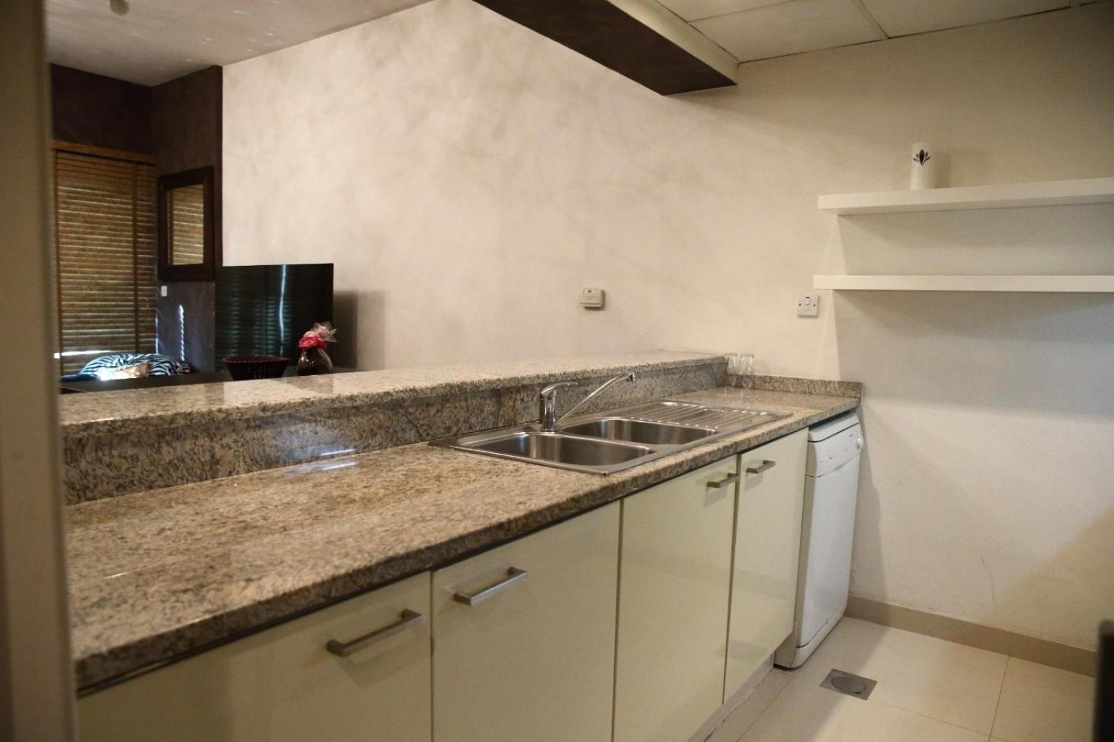 Dxb Backpackers Executive Hostel