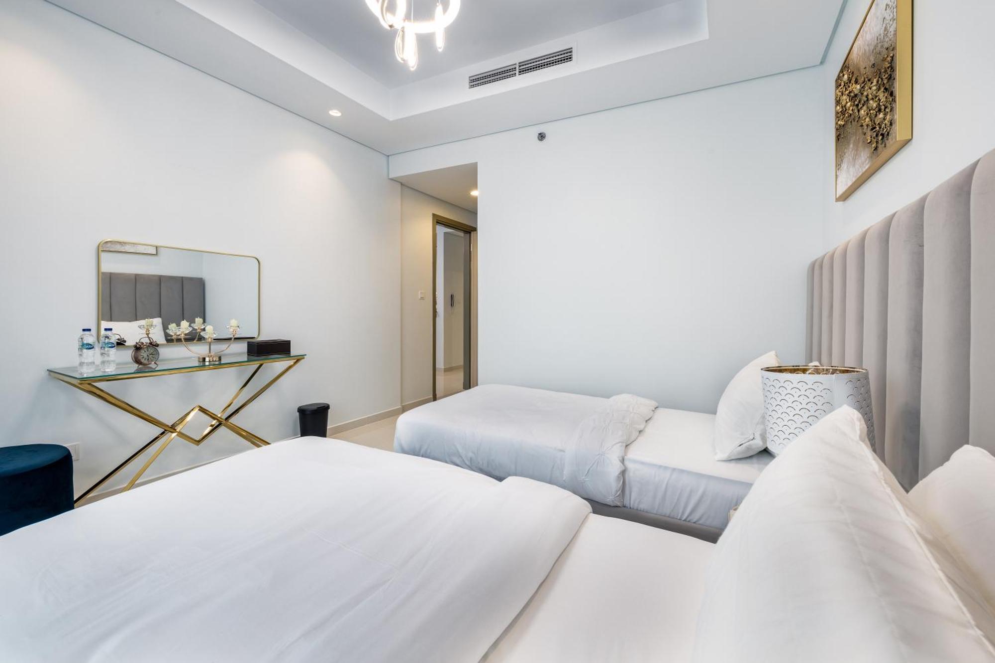 Lägenhet Aliving Luxe 2br With Burj Khalifa View Infinity Pool Midtown-4704
