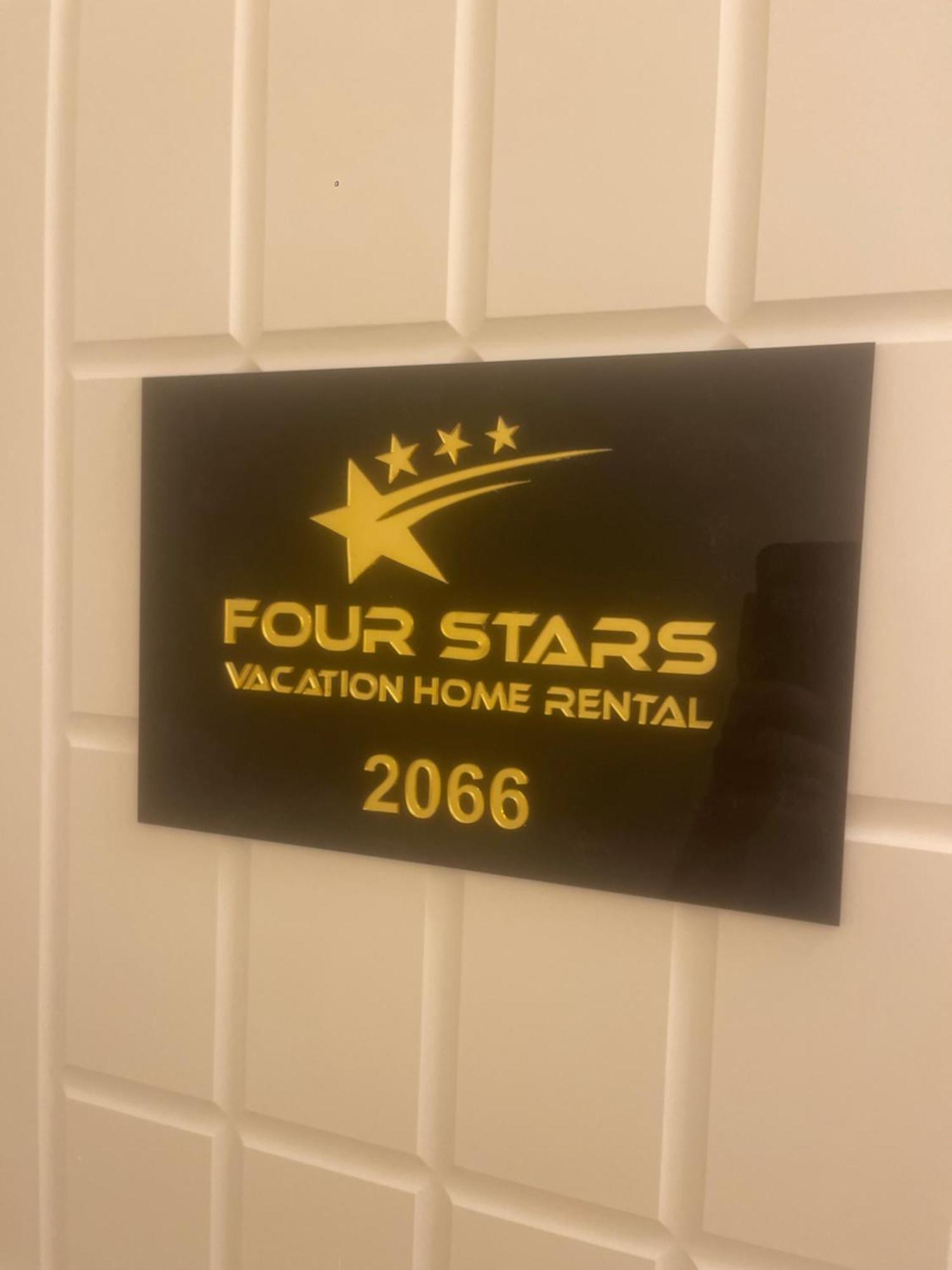 Four Stars Dubái