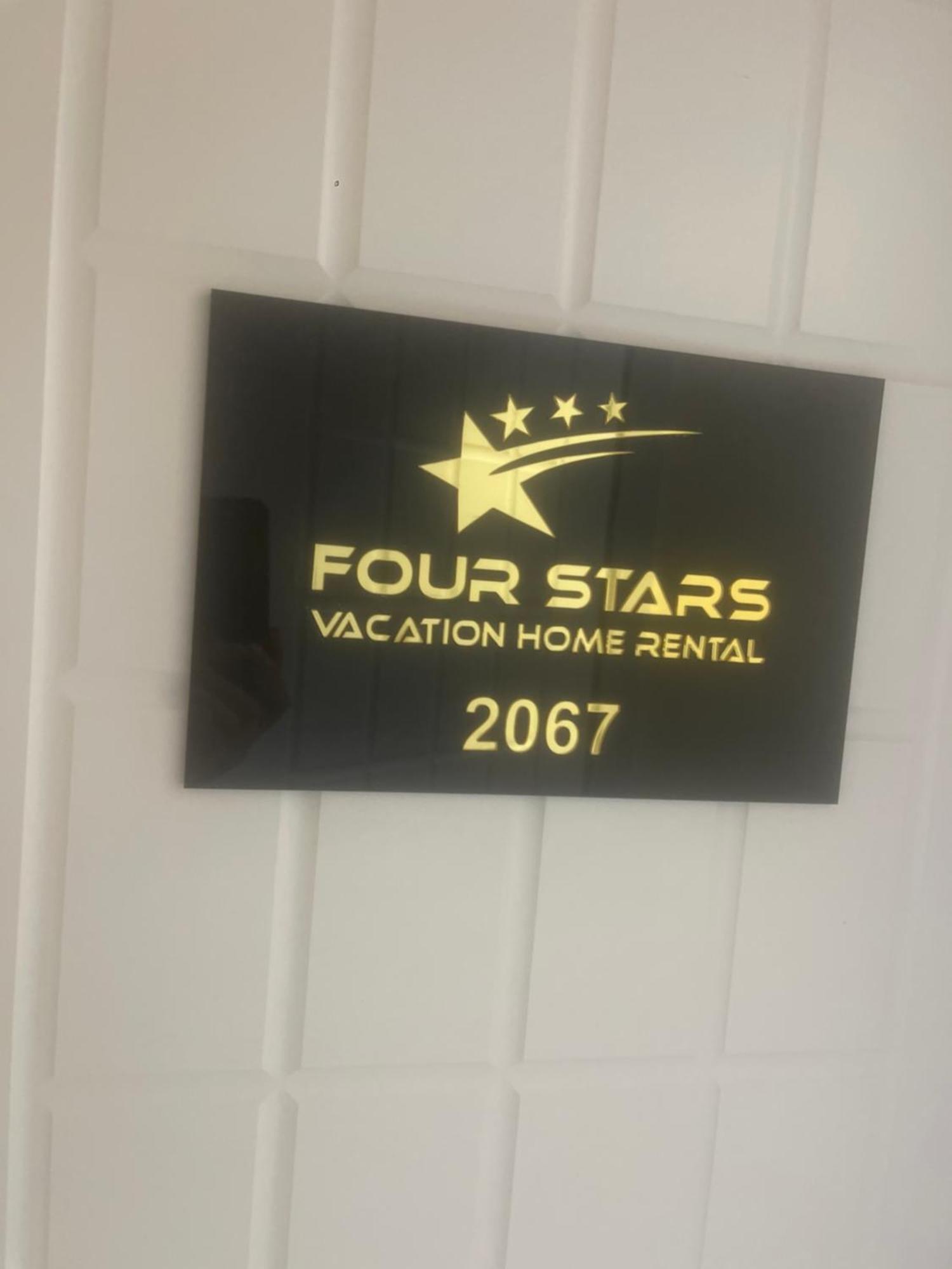 Four Stars Dubái