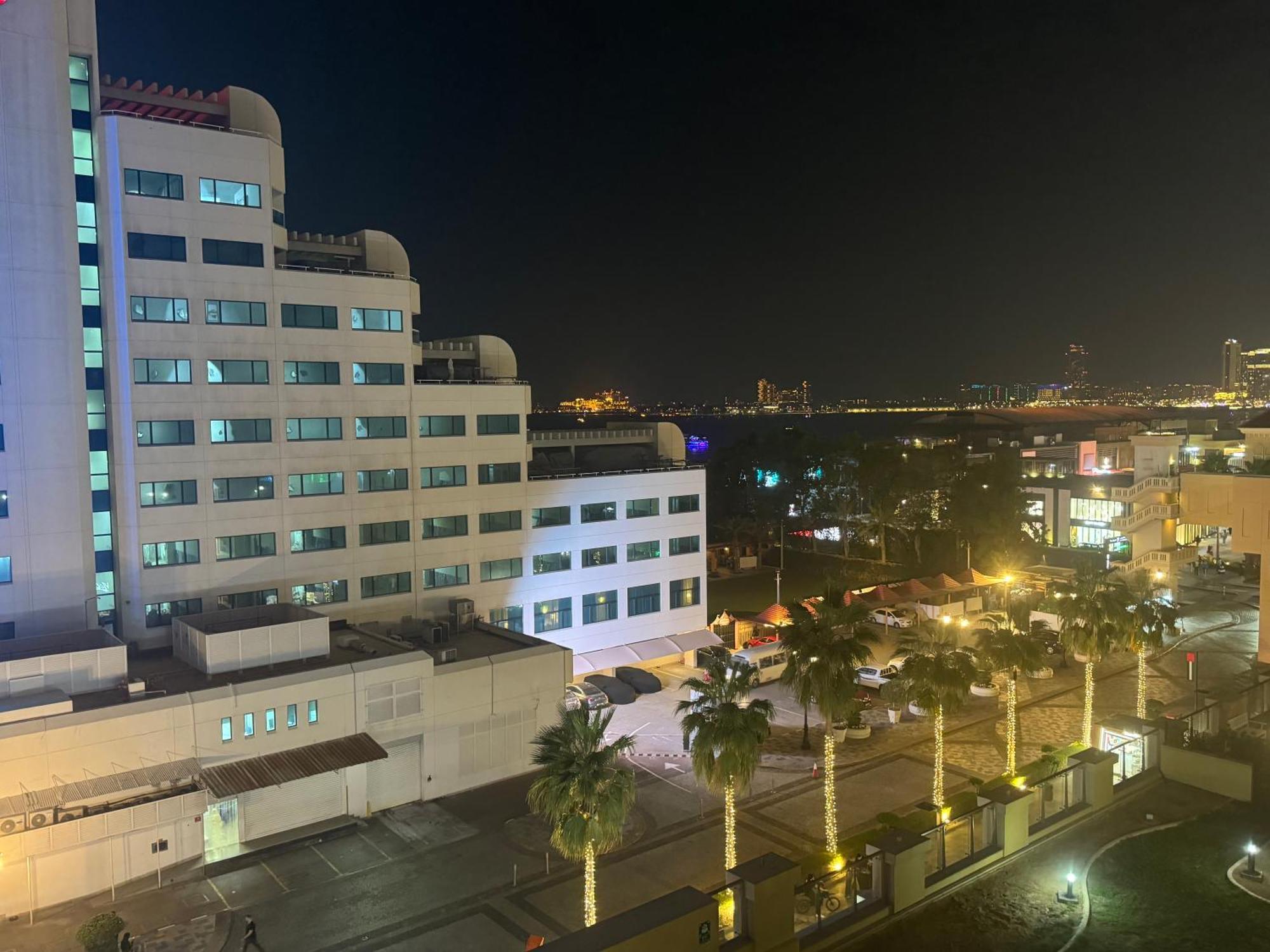 Hospedagem domiciliar Royal Residences 2 *