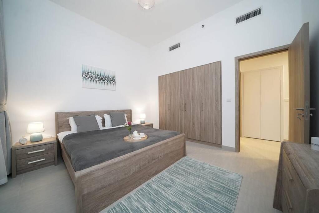Spacious 1 Bedroom In Peaceful Community Dubái
