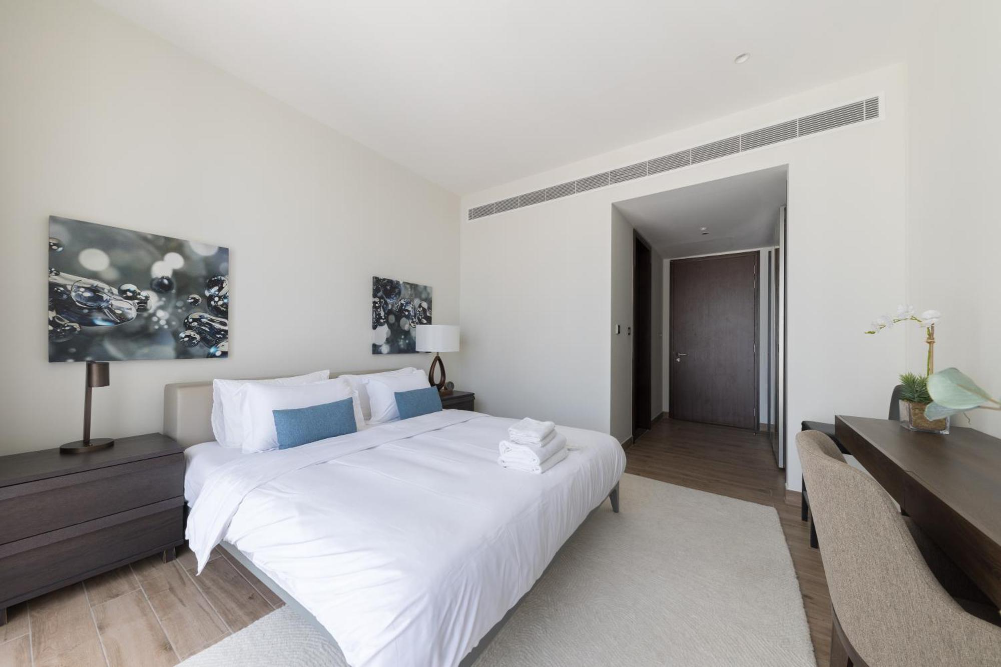 Apartment 2br In Jumeirah Living Marina Gate Dubai