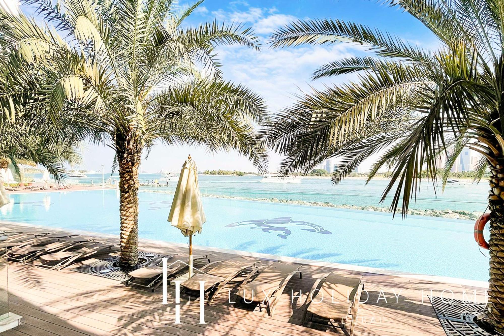 Lux - Opulent Island Burj Khalifa View 2 Dubai