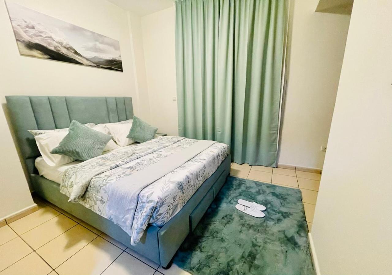 Quarto em Acomodações Particulares Sta Homes Dubai