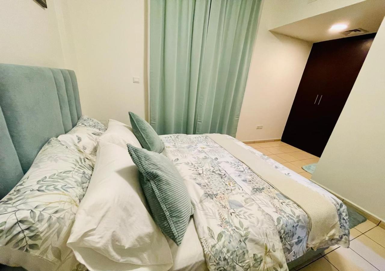 Quarto em Acomodações Particulares Sta Homes Dubai