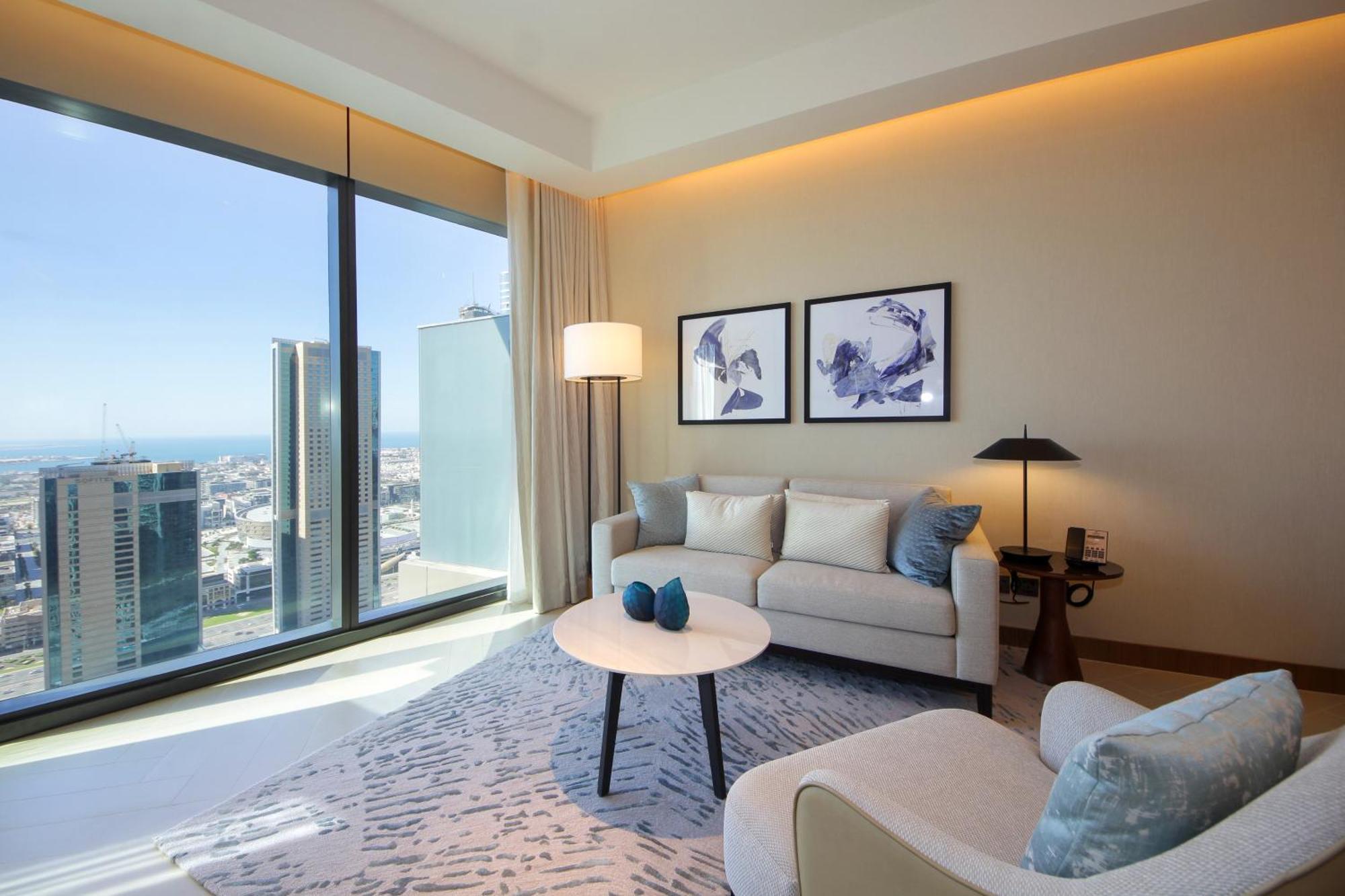 Ultra Modern 2bhk In The Address Opera District Near Mall - Sea View