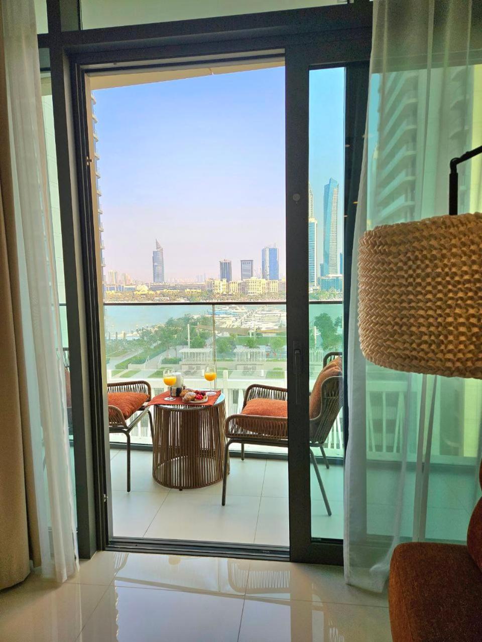 Experience Bliss 1br Haven With Stunning Sea Views - 50ab1 Dubai