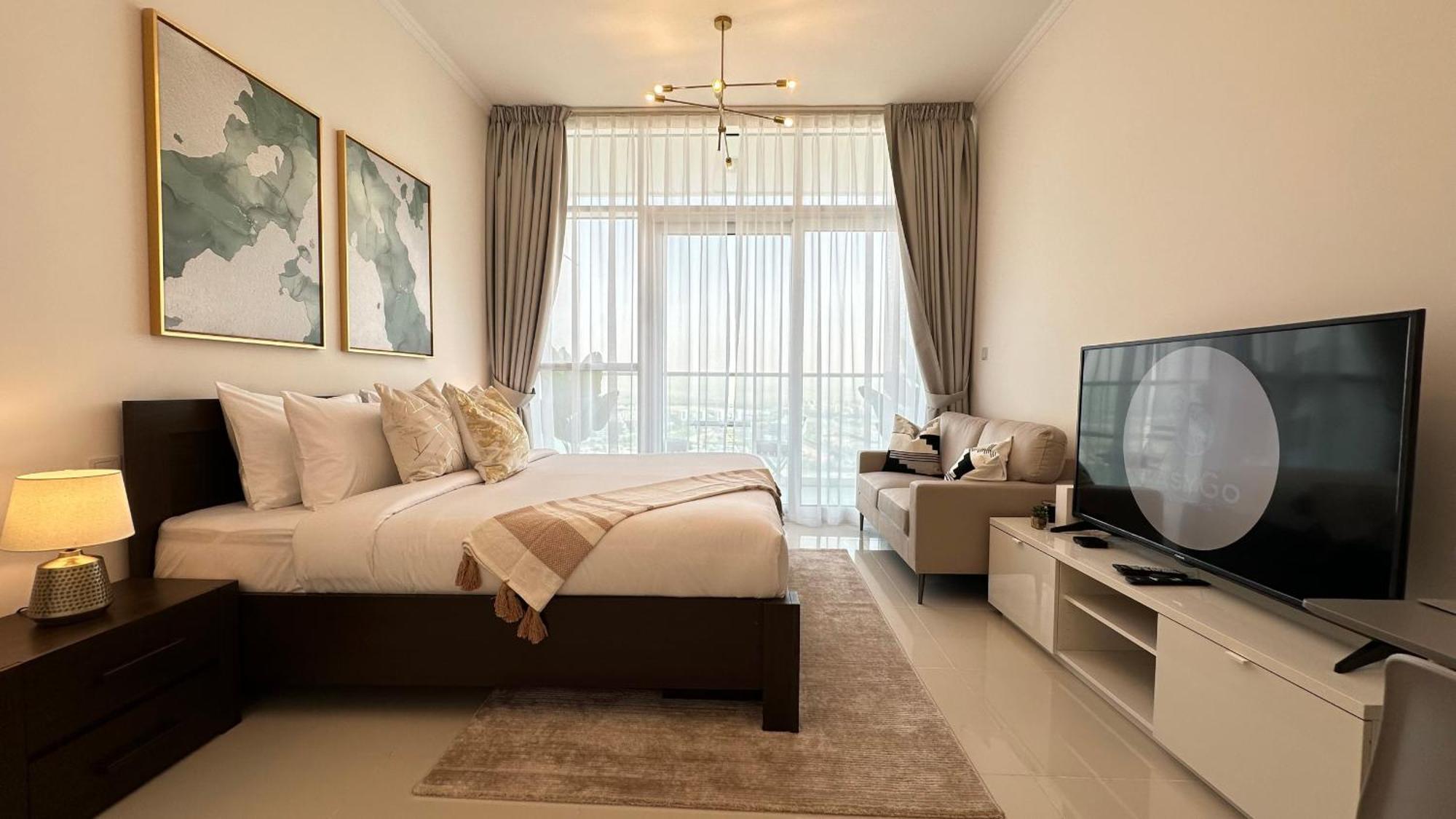 Easygo - Carson Tower C Damac Hills Apartment