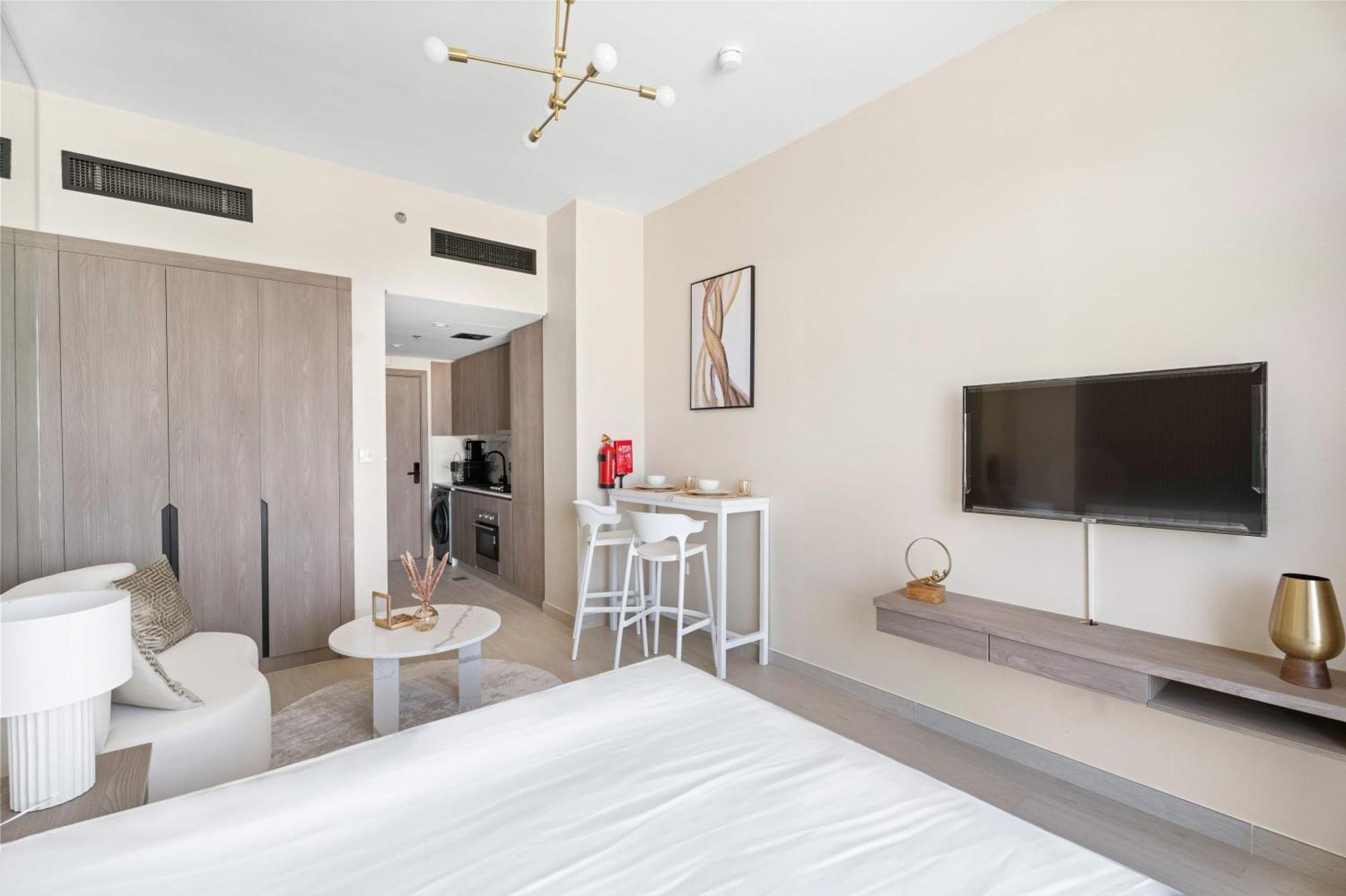 Appartement Modern In With Pool Gym And Paddl Dubaï