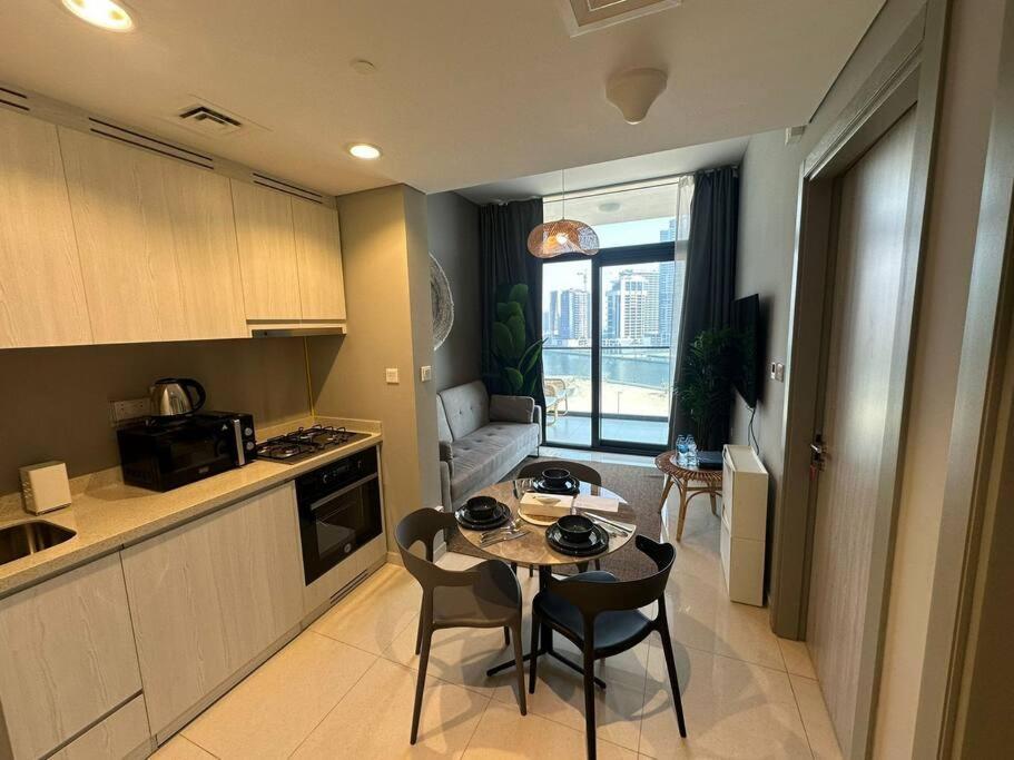 1br In Zada Tower Business Bay - Close To Metro * Dubai