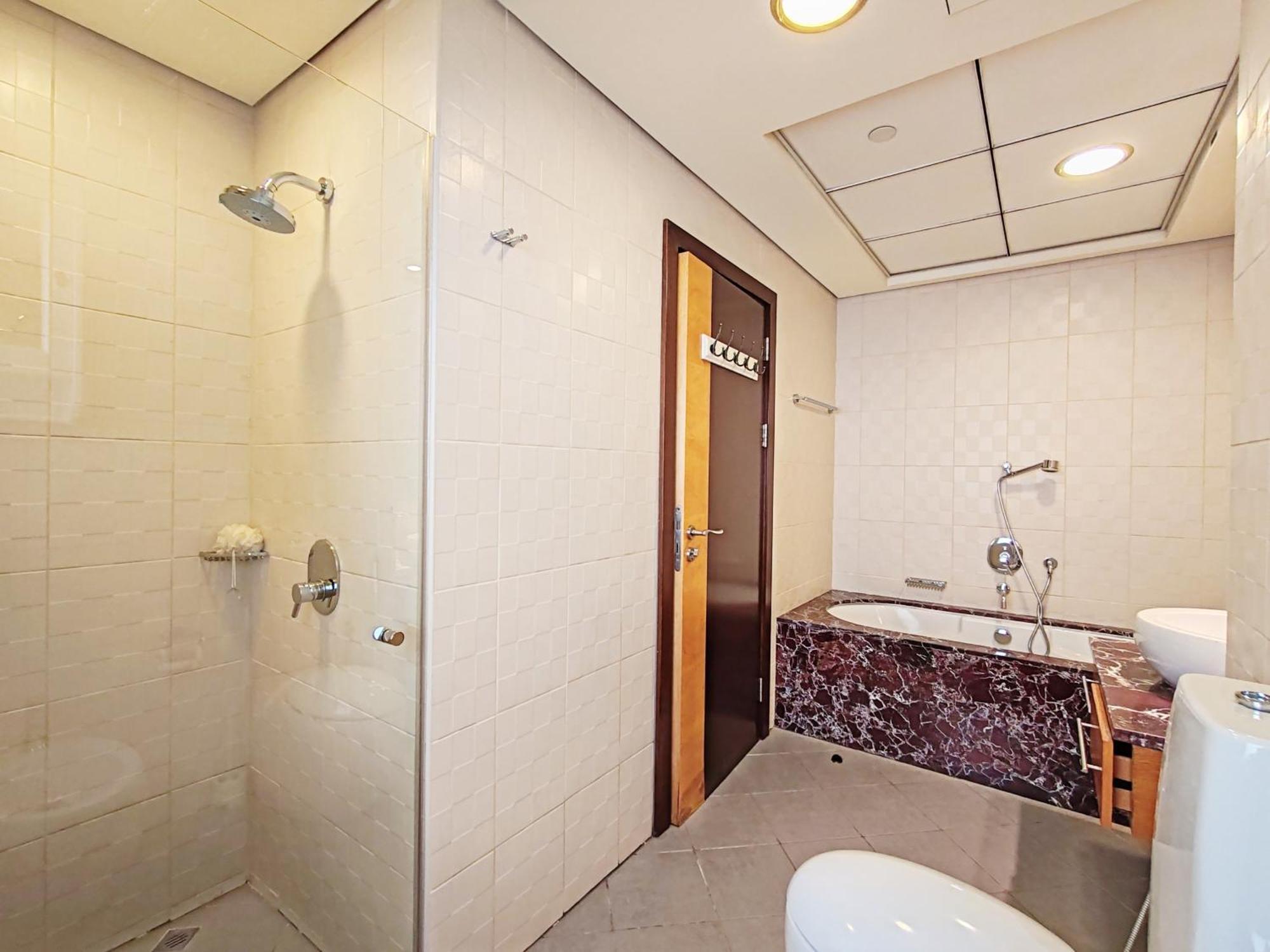 Appartement Marble Upgraded Sea Front 6 Bedroom Penthouse On Jbr