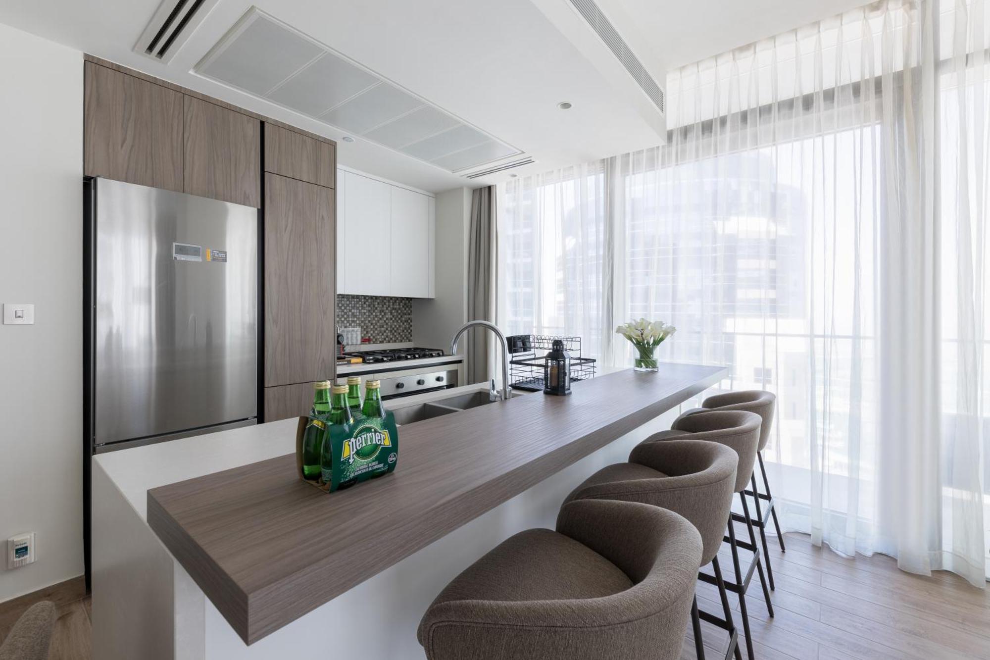 2br In Jumeirah Living Marina Gate * Dubai