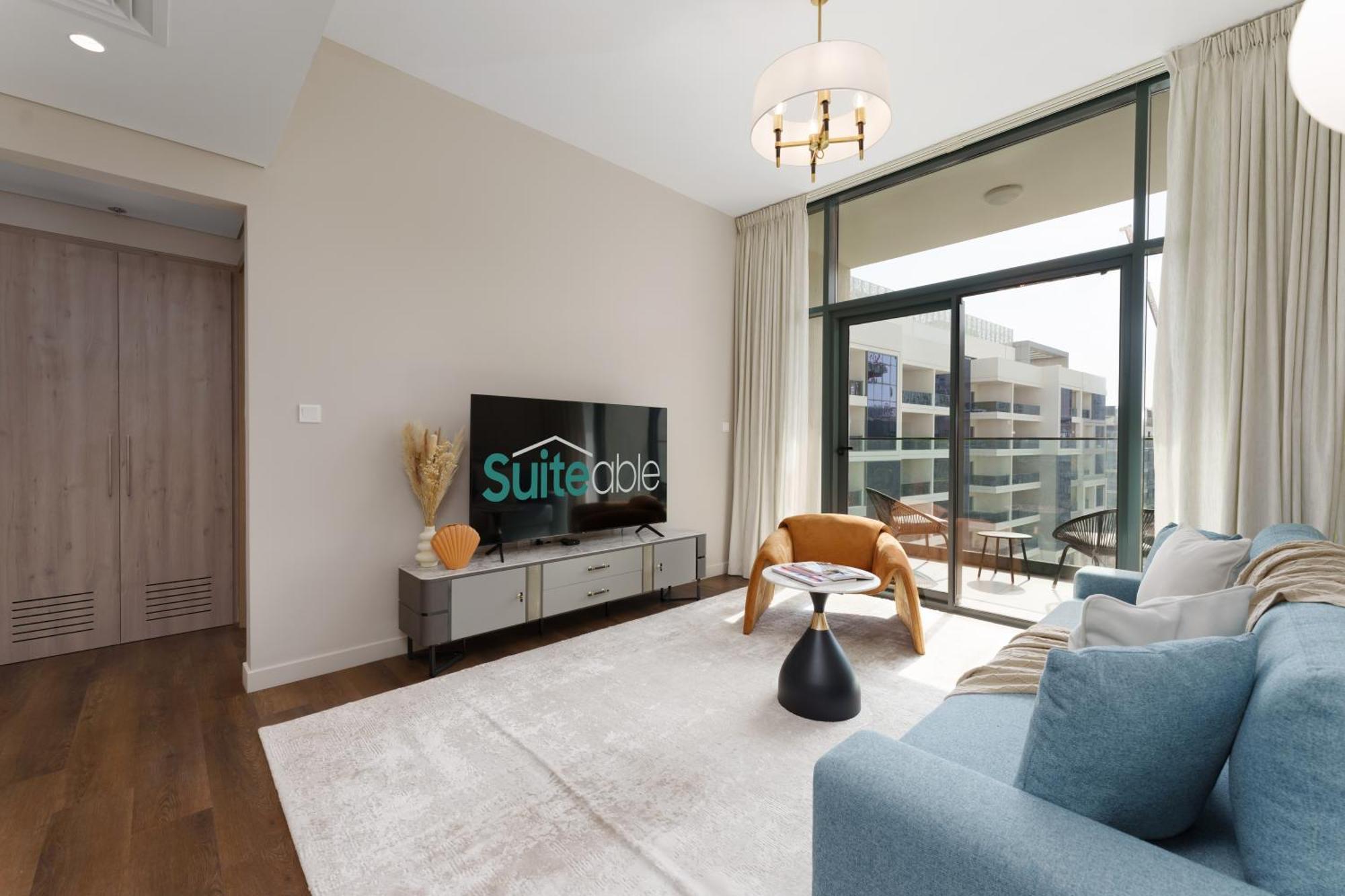 Your Modern Sophisticated In Hills Appartement