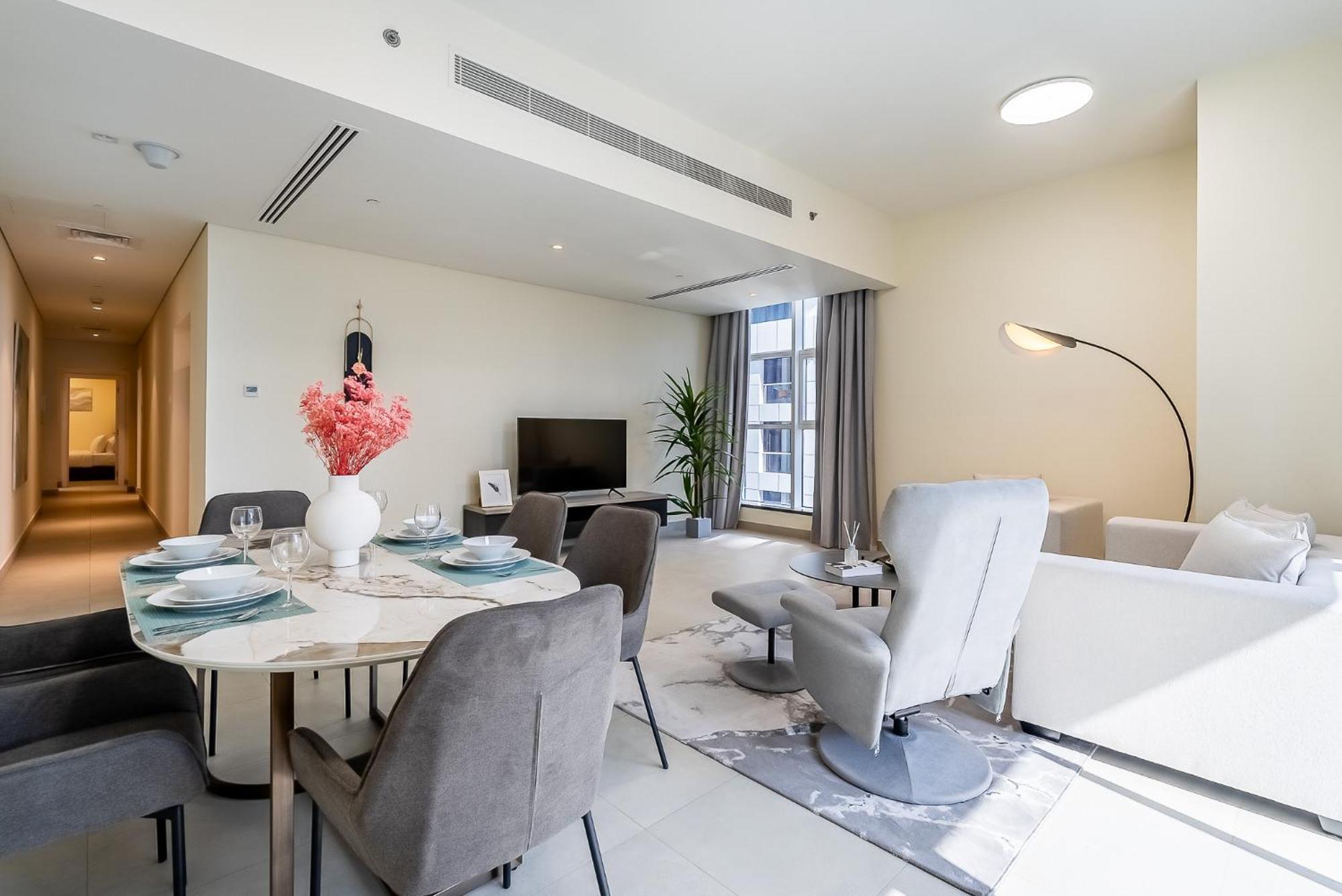 Spacious With Maid In Marina I Marina Arcade * Dubaï