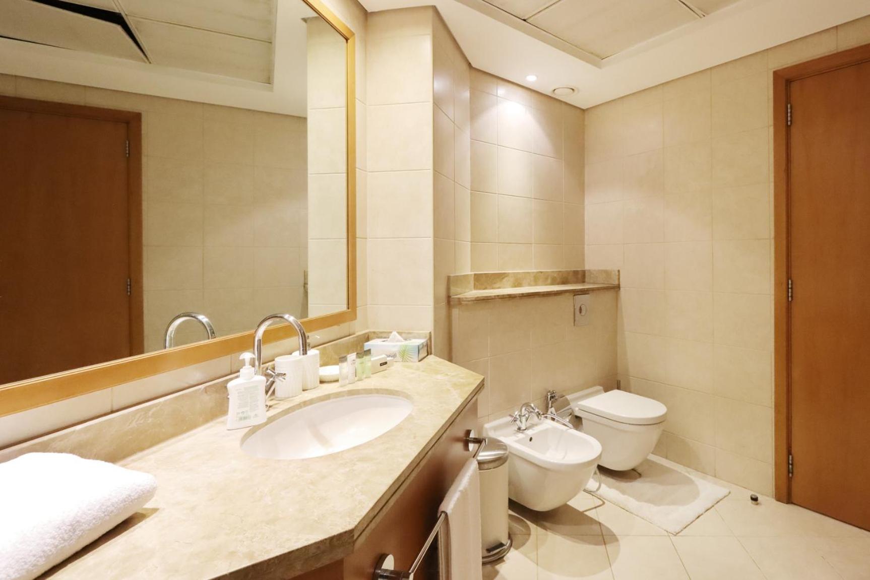 Livbnb - 3br Maid's With Ain And Sea View Dubai