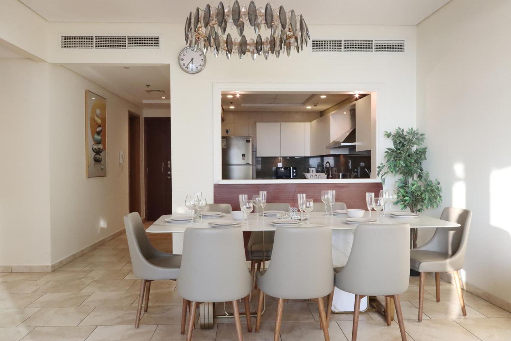 Livbnb - 3br Maid's With Ain And Sea View Appartement Dubai