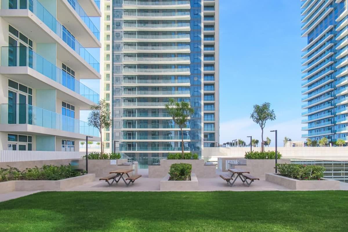Frank Porter - Sunrise Bay At Emaar Beachfront Dubai